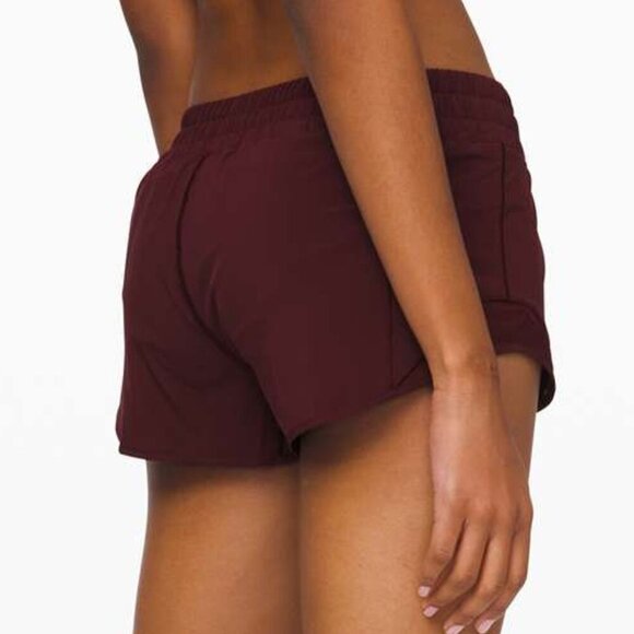 Lululemon Hotty Hot Short II *2.5" - 4 Garnet - Picture 2 of 6